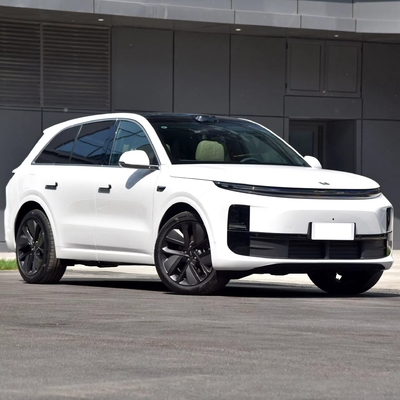 Year 2024 Lixiang L6 Hybrid SUV The Perfect Combination of Luxury and Energy Efficiency