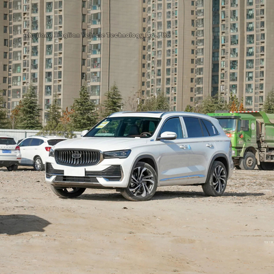 Road Conditions Geely Monjaro Xingyue L 4WD Flagship on Show with Customized Request