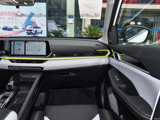 Geely Coolray Binyue SUV 1.5td DCT Engine with Turbo Diesel Fuel Economical LED Camera 10 Electric