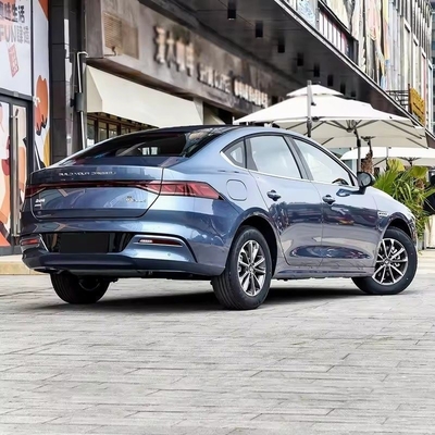 Four-Door 2024 Byd Qin Plus Glory Edition Dm-I 55km Leading Type Hybrid EV Power Model