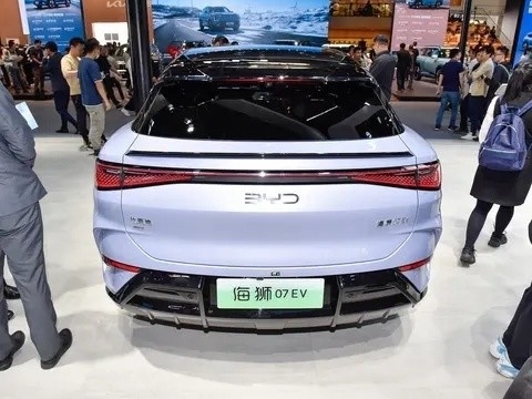 2024 Byd Sea Lion 07 Closed 5-Door 5-Seater SUV with 610km Range and 80.64kwh Battery