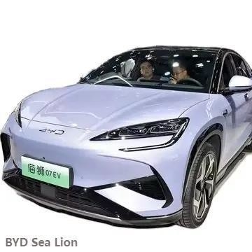 550km 610km 4WD 71.8 Kwh Pure Electric Car Byd Sea Lion 07EV Adult Energy Vehicle with 1