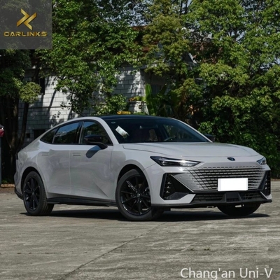 Changan Uni-V Intelligent Electric Idd 2023 1.5t Compact Car Plug-in Hybrid Pure Battery Range of 113km