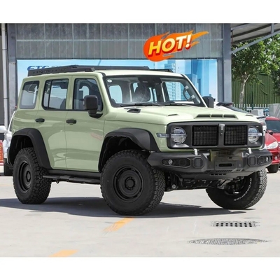 Changcheng Tank 300 2024 2.0t Conqueror Car Seats 5 and Automatic Transmission System