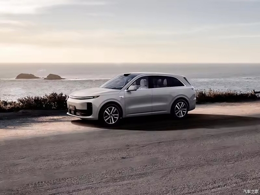2024 Launched Car Lixiang Auto Li L6 Electric Fuel Automatic Gearbox Extended Range Car