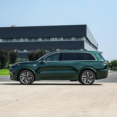 Li Xiang L9 The Perfect Blend of Style and Functionality in an Electric Touring Car