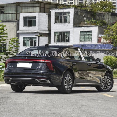 Left Steering Hongqi H5 1.5t 2.0t Automatic Transmission Sedan for 5 Seating Capacity