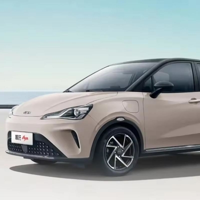 Energy Vehicle Neta Nezha Aya 's Latest 2023 Popular Small SUV with Long Range 318km
