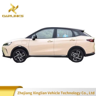 2420mm Wheelbase 2024 Nezha Aya 401lite Small SUV Long Range Energy Vehicle  Car